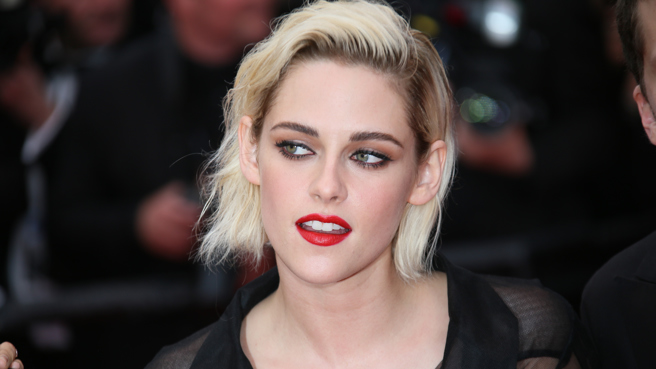 克莉丝汀史都华新杂志封面引发争议。(图:shutterstock/达志)