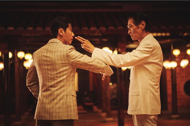 喜翔（右）讚赏李国毅是好演员，戏里２人有不少对手戏。（欣兰企业提供）