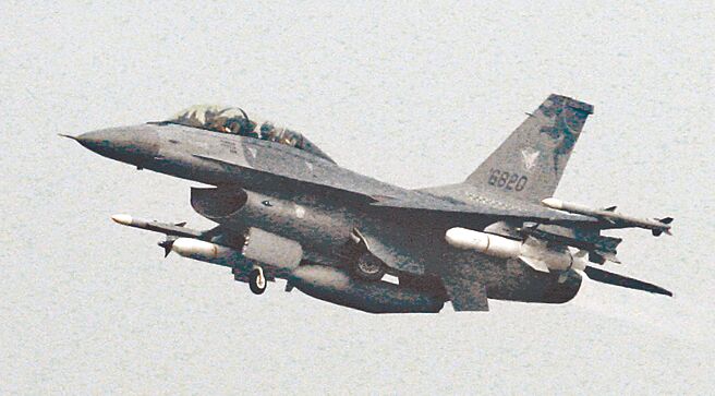 F-16於1974年1月20日首次飛行。圖為空軍F16戰機。（本報資料照片）