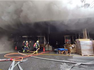 深坑火警異味飄北市 環保局監測空品數值正常