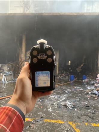 深坑大火惡臭引發民眾不適 深坑衛生所今起隨到隨看