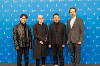 蔡明亮新片柏林影展世界首映 李康生行經華盛頓紀念碑