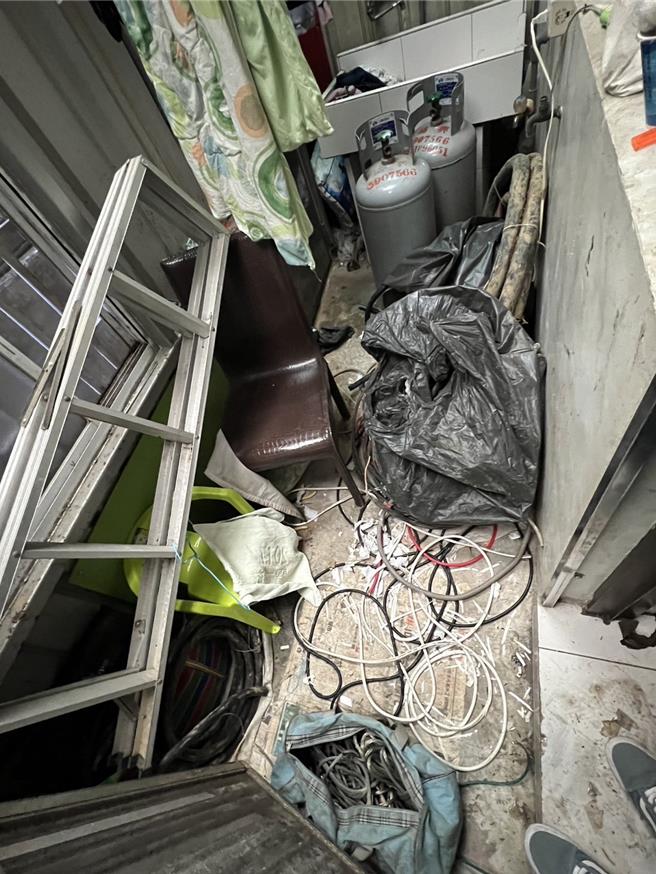 3人團夥道新建案工地行竊，得手銅纜線變賣獲贓款6.9萬。（新湖分局提供／邱立雅竹縣傳真）