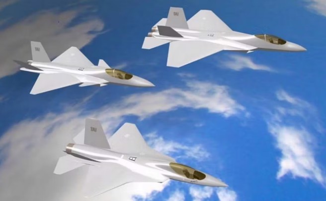 可汗战机在研发初期的3种构型：最上的FX-1型就是如今的模样，中间的FX-6与下方的FX-5都採用单引擎方案。或许土耳其认为单引擎版与F-35会出现角色重覆。(图/TAI)