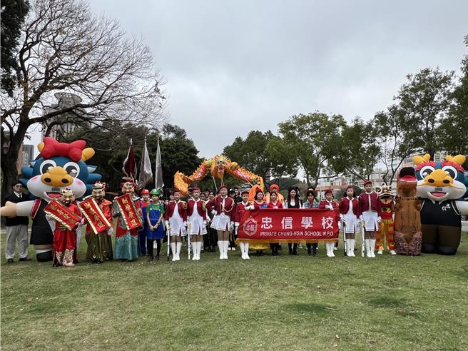 新竹縣忠信學校「竹塹城元宵走街」活動已邁入第23個年頭，今年將在24日元宵節當晚於新竹市鬧區登場。（王惠慧攝）
