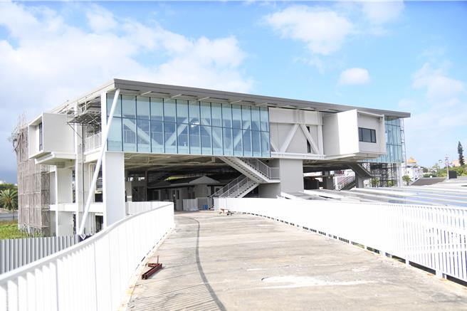 花蓮縣政府活化「陽光電城」閒置空間，共斥資1.25億，利用4期工程將館舍轉型為「原住民族文創產業聚落空間」，整體工程預計在今年8月完工，後續將以委外方式營運。（花蓮縣政府提供／羅亦晽花蓮傳真）