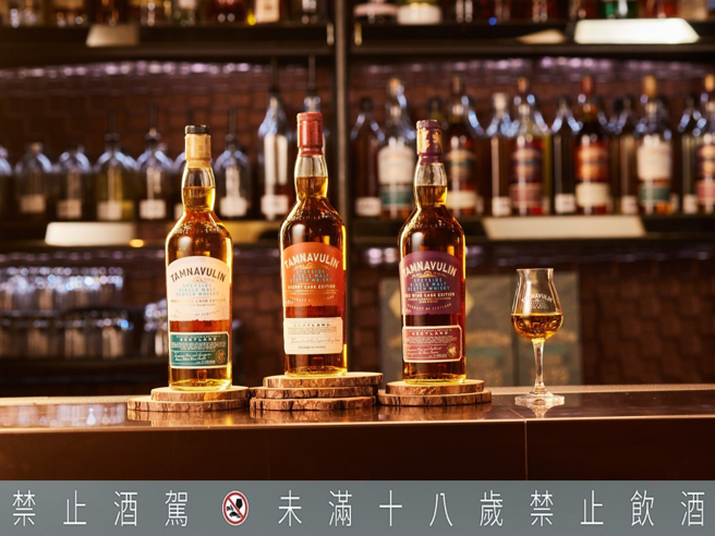 来自斯贝赛区的塔木岭单一麦芽苏格兰威士忌，擅长透过不同橡木桶的巧妙运用，将甜美细致的风味迭加丰富层次，不论是在国际赛事或国内的各指标性竞赛接获奖无数，被称作项木桶玩家。（图/尚格酒业 提供）