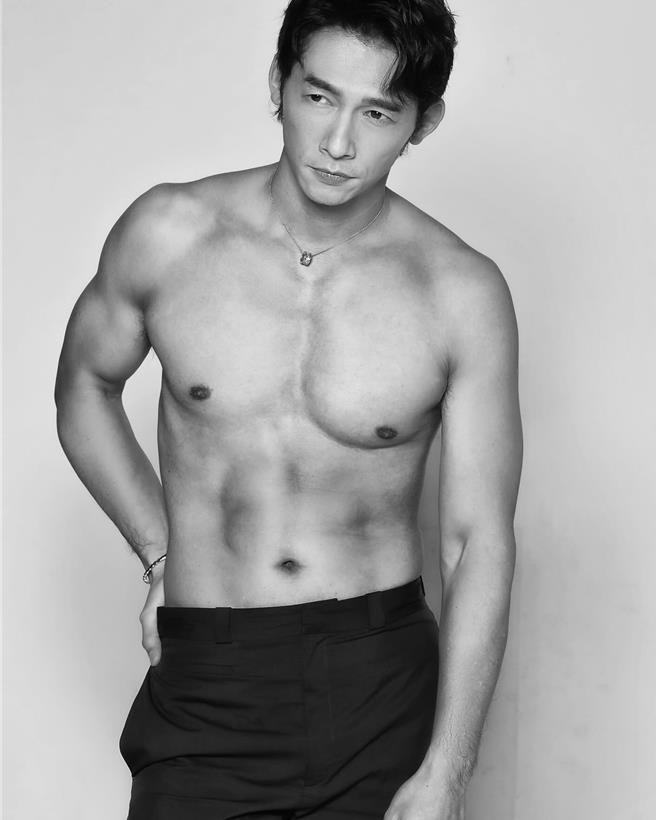 温昇豪過生日，想留住46歲的樣子。（摘自温昇豪臉書）