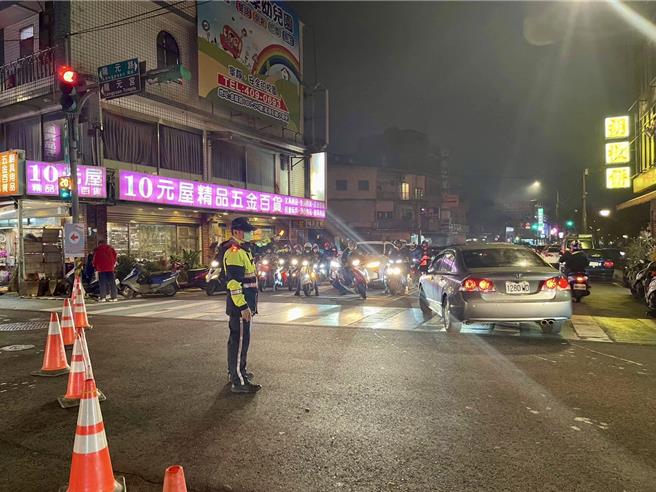 桃園龍潭迎古董接財神活動24、25日登場，警方將執行交通管制。（警方提供／呂筱蟬桃園傳真）