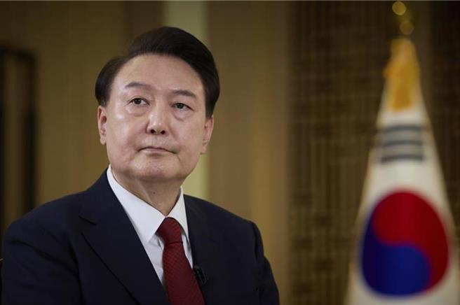 韓國總統尹錫悅日前在首爾龍山總統府受訪。（圖／美聯社）