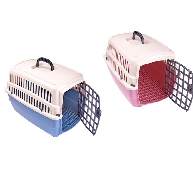 即日起日至2月底认养猫咪可获赠硬壳式运输笼1个。（新北市动保处提供）