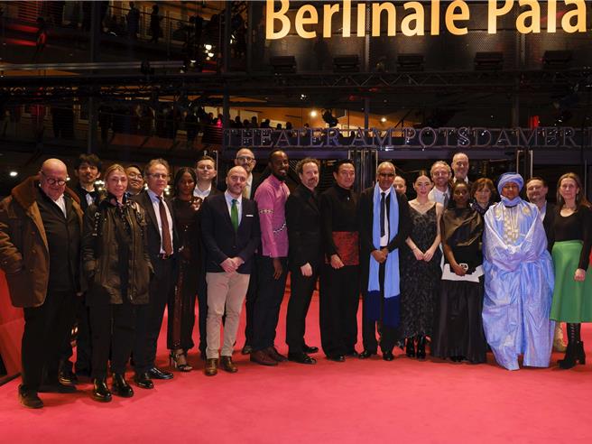 《以愛之茗》於柏林影展舉行全球首映，主創團隊盛裝出席。（光譜映像、Olivier Vigerie提供提供）