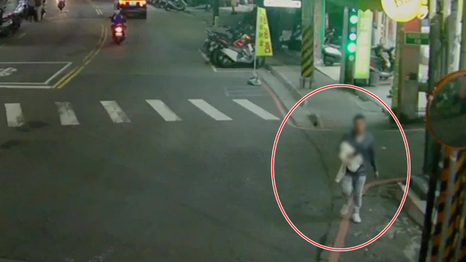 孟加拉籍男子KHAN OSMAN遭6同乡围殴向警求援。（翻摄画面）