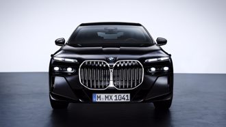 影》賴清德就職新防彈座車曝光？   傳出是2700萬元BMW 760i