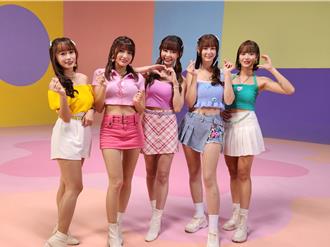 5啦啦隊女神合體超興奮 Yuri自爆過年最怕「這件事」