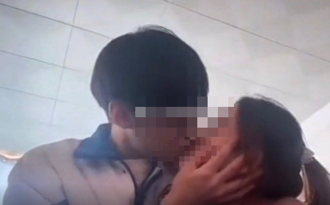 高中生交往女老師 幫慶祝生日喊：阿姨又老一歲了！教室接吻片瘋傳