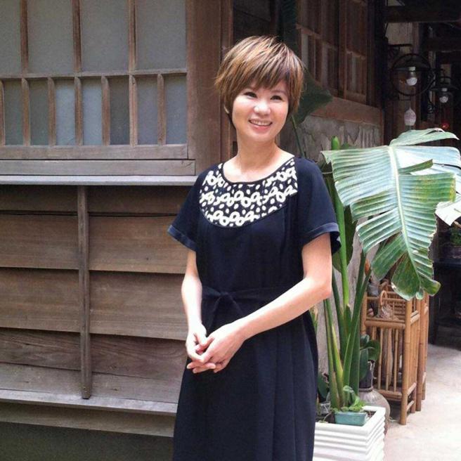 龍千玉12年前開始跟好友黃乙玲一起學佛。（圖／翻攝自黃乙玲臉書）