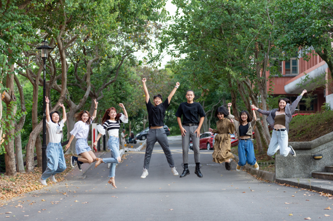 玄大鼓勵學生「立足國際，放眼全球」。(照片/玄奘大學提供)