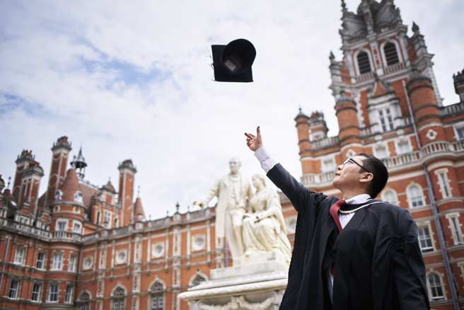 倫敦大學皇家哈洛威學院是一所位於英國薩里郡的頂尖研究型大學。(照片/倫敦大學皇家哈洛威學院提供)
