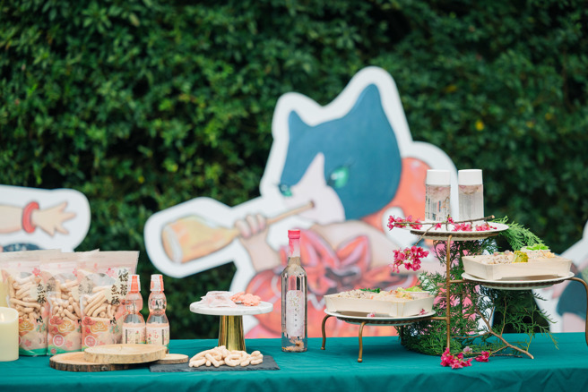 花见樱花季在地专属限定商品。(新北市政府景观处提供)