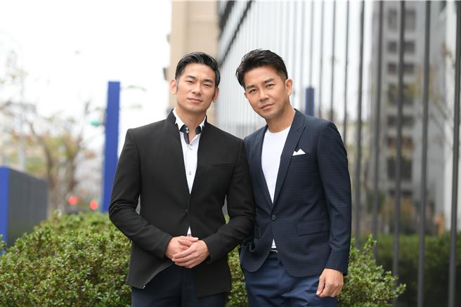 亮哲（左）在劇中飾演謝承均的岳父。（三立提供）