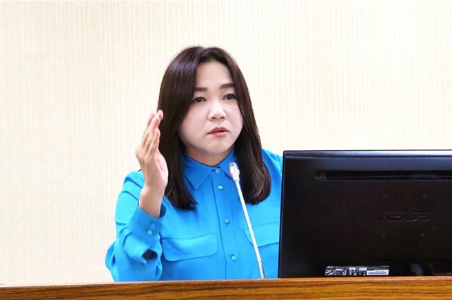 立委馬文君認為，海軍司令部的調查報告大玩「文字遊戲」，是推諉卸責，她要國防部、海軍給真相。（立委馬文君提供／楊靜茹南投傳真）