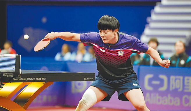 中华女团8强对香港只有郑怡静夺胜。（中华奥会提供）