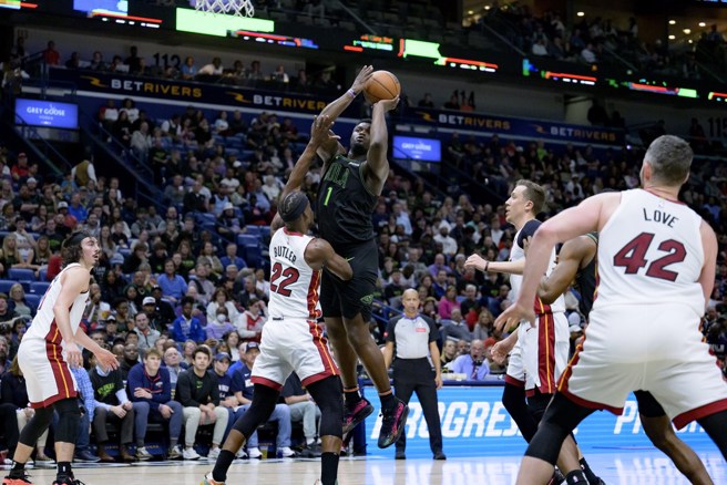 錫安威廉森的上籃成為引爆衝突的關鍵點。(美聯社)