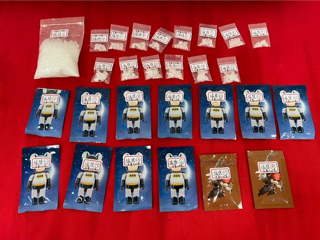 苗栗警分局头屋分驻所员警查获毒虫。（读者提供／谢明俊苗栗传真）★《中时新闻网》关心您：保护自己、远离毒品！