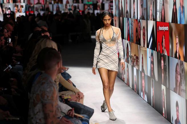 Diesel 2024秋冬系列大秀。(路透)