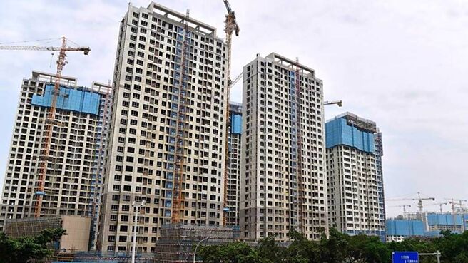 陸1月份房價年減0.7％，為近十個月來最大降幅；與上月相比則下降0.3％，連降七個月，但較上月收窄0.1個百分點。圖／中新社