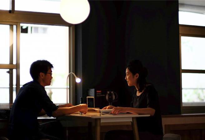 台北市教育局計畫今年起在國小、國中試辦親師交流計畫，提供1至3萬元補助學校茶水費，並將校園餘裕空間打造成溫馨親師交流空間，以鼓勵親師面對面交流，更了解孩子學習狀況。（台北市教育局提供／蔡佩珈台北傳真）