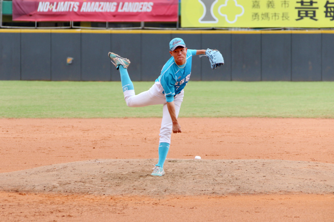谷保家商投手黄仲翔。（学生棒联提供）