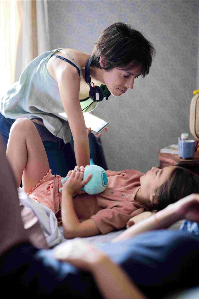 《兩萬種蜜蜂》同時為導演烏雷索拉個人贏得了23座大獎。（海鵬提供）