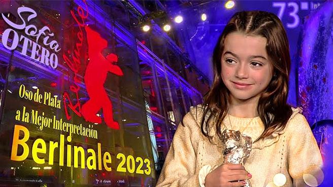 《兩萬種蜜蜂》讓主演的8歲女童蘇菲亞奧特羅勇奪柏林銀熊獎。（海鵬影業提供）