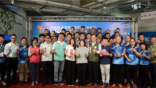 選在屏東熱帶農業博覽會期間舉辦的2024屏東觀賞魚產業國際交流賽，今年吸引10國、超過800組各式魚種參賽。(林和生攝)