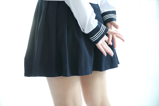 有女子穿着水手服要诱惑男友，不料开战前竟遭叫去关灯，让她顿时感到困惑。（示意图：shutterstock／达志）