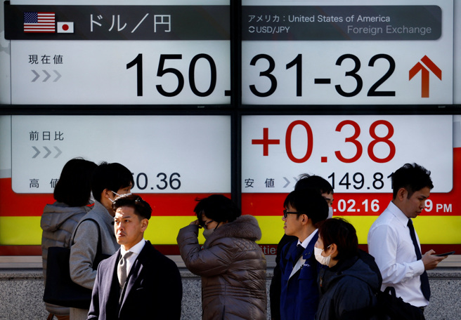 日圓貶值助日股持續上攻。（圖/路透社）