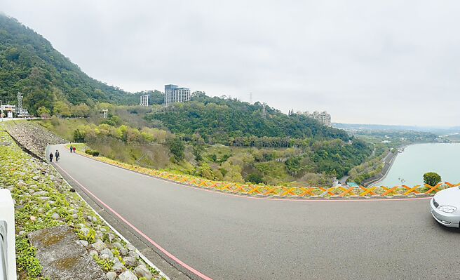 水利署推動石門水庫至新竹聯通管工程，北區水資源分署將自26日起至2028年6月24日止，分2階段實施局部交通管制，期間仍開放遊客入園。（北區水資源分署提供／蔡明亘桃園傳真）