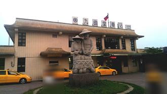 九曲堂站傳旅客落軌 遭進站區間車撞上輕傷