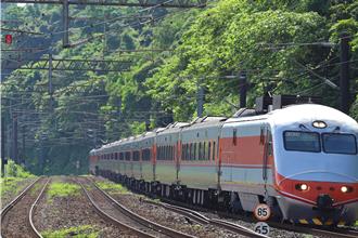 台鐵爆平交道死傷事故 隆田=善化間雙向列車延誤