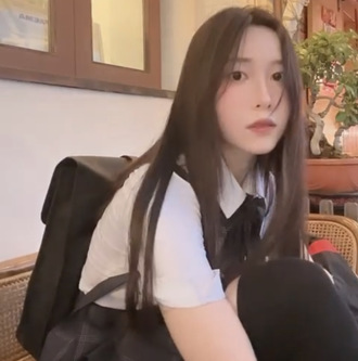 新北超仙女警在這出沒 美照直接封神！鄉民嗨：想被強制上銬