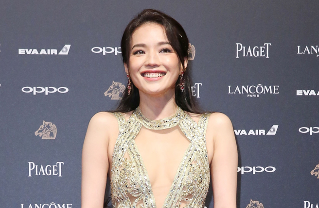 舒淇突露粗壮手臂，超无奈原因曝光。（图／中时资料照）