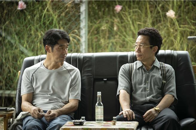 李李仁、郭子乾开车技术都了得。（华视提供）