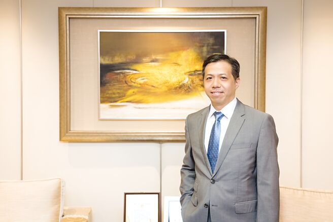 康和证券董事长 郑大宇