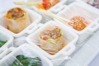 保鮮膜3大錯誤用法曝 專家：小心燒出「世紀之毒」