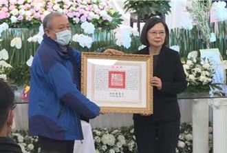 罕病人權律師陳俊翰告別式 蔡英文頒發褒揚令