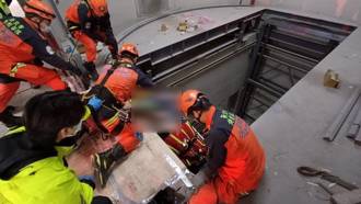 淡水工安意外！「升降梯急坠B3」工人爆头脑浆溢出命危