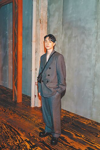 劉俊謙看秀助醒腦