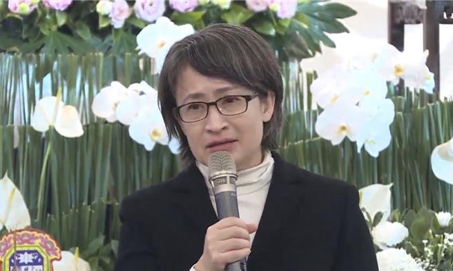 陈俊翰告别式27日上午举办，下届副总统当选人萧美琴前来致哀。（民进党中央党部提供／陈育贤新竹传真）